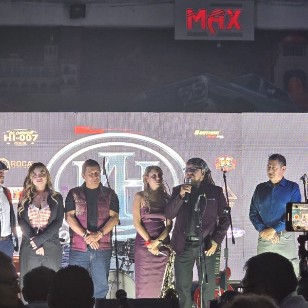 Mauricio Hernández de Tunéame la Nave abre nuevo taller en México