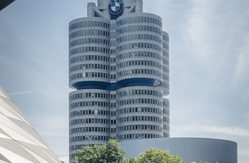BMW Group Planta San Luis Potosí habilita instalaciones para sede del Club de Niños y Niñas en Villa de Reyes