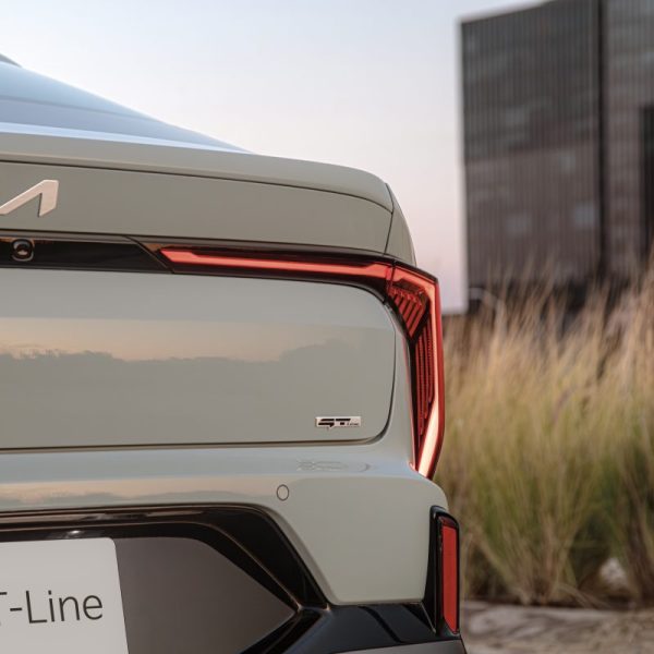 Kia K4 2026 obtiene el premio al mejor vehículo familiar