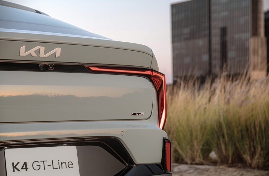 Kia K4 2026 obtiene el premio al mejor vehículo familiar